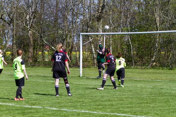 Bild 318 - Frauen SV Frisia 03 Risum Lindholm - Heider SV : Ergebnis: 8:0